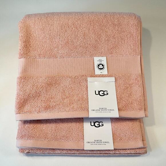 ugg towels set - 2 ugg bath towels - new - ugg organic cotton bath towels - rose - Picture 1 of 3
